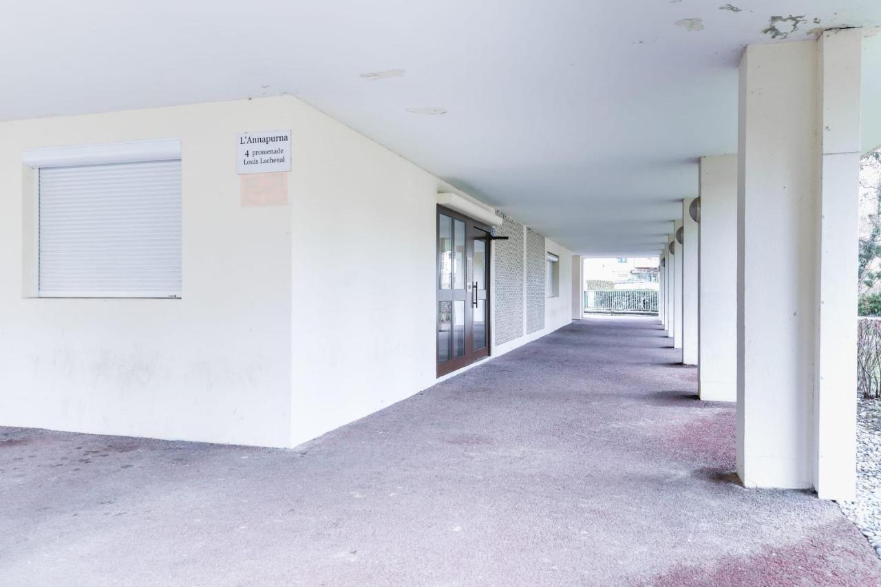 Nice Apartment With Balcony Very Close To The City Center Annecy Dış mekan fotoğraf