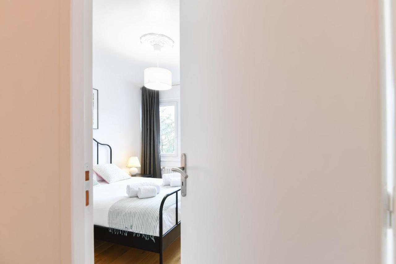 Nice Apartment With Balcony Very Close To The City Center Annecy Dış mekan fotoğraf