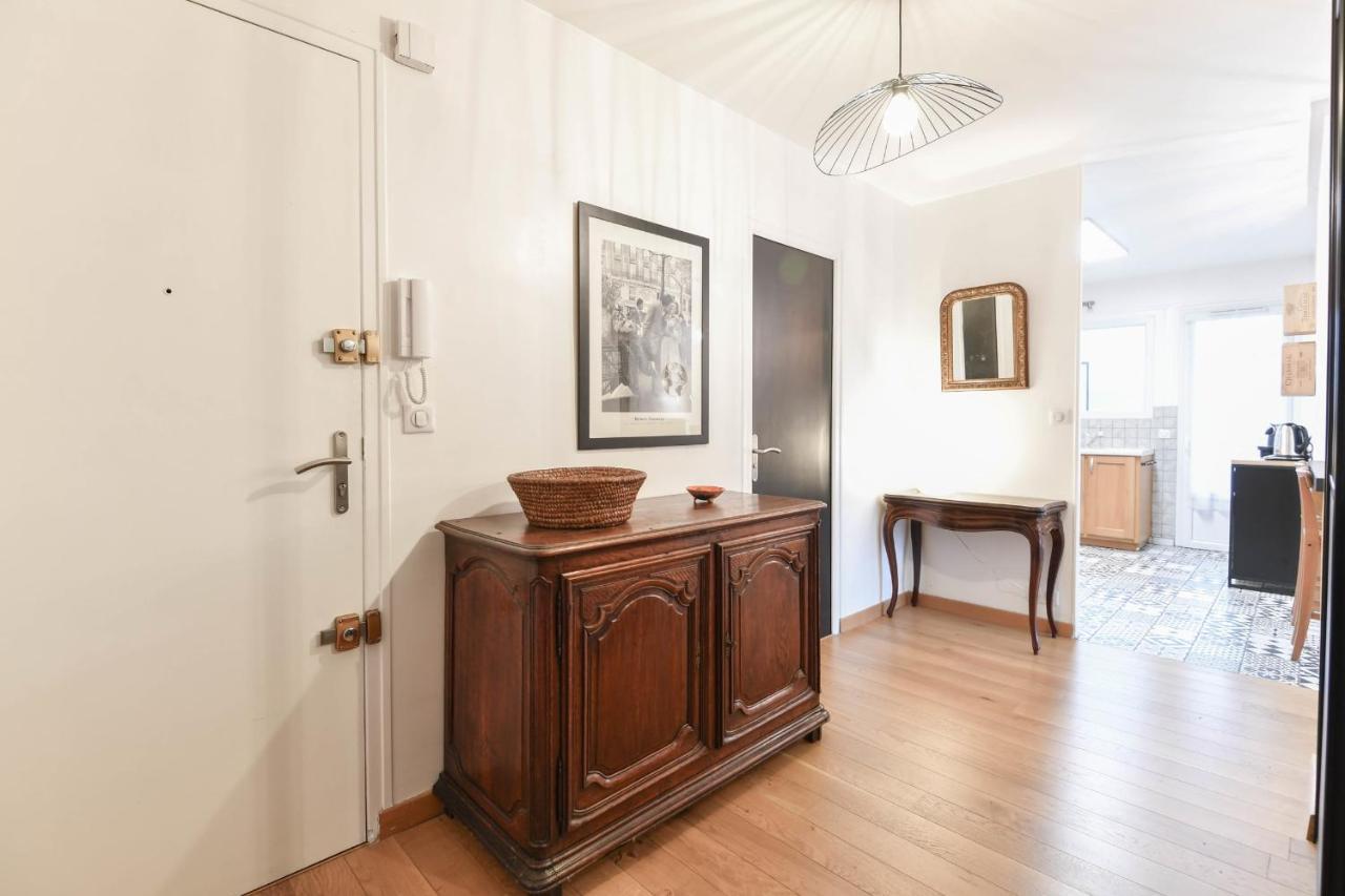 Nice Apartment With Balcony Very Close To The City Center Annecy Dış mekan fotoğraf